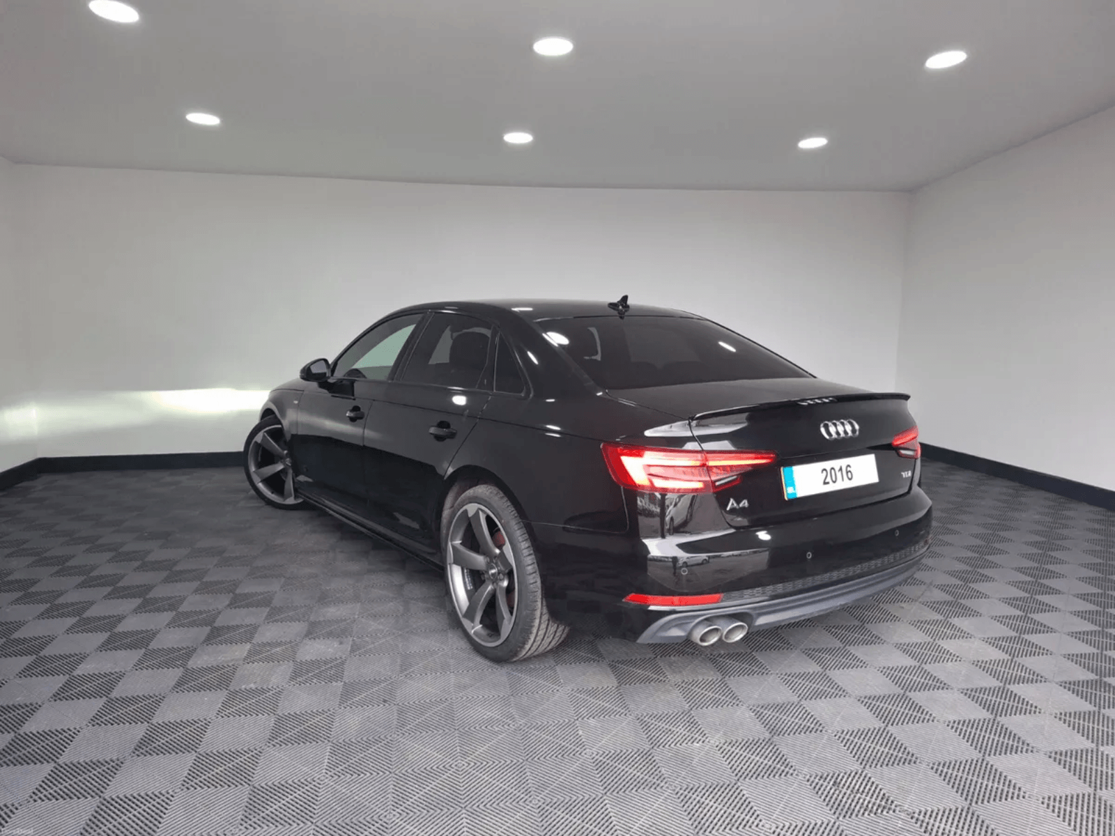 2016 Audi A4 S Line