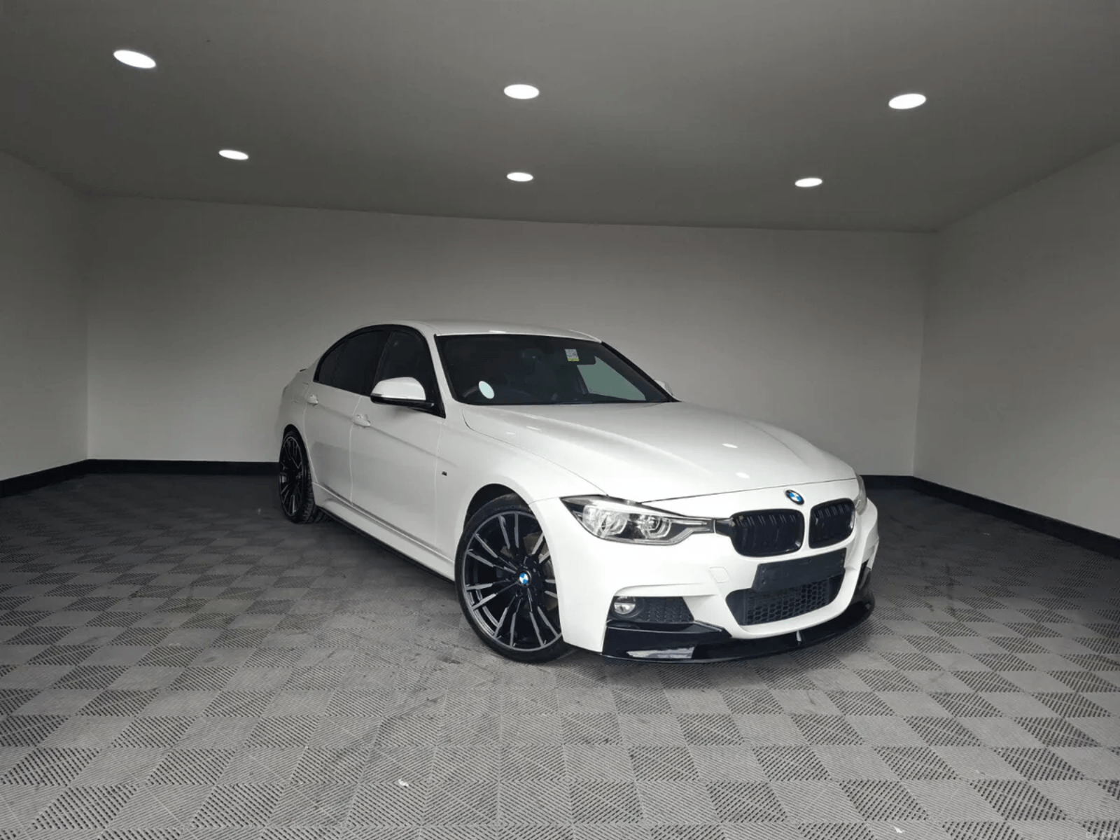 2016 BMW 320d M Sport Manual