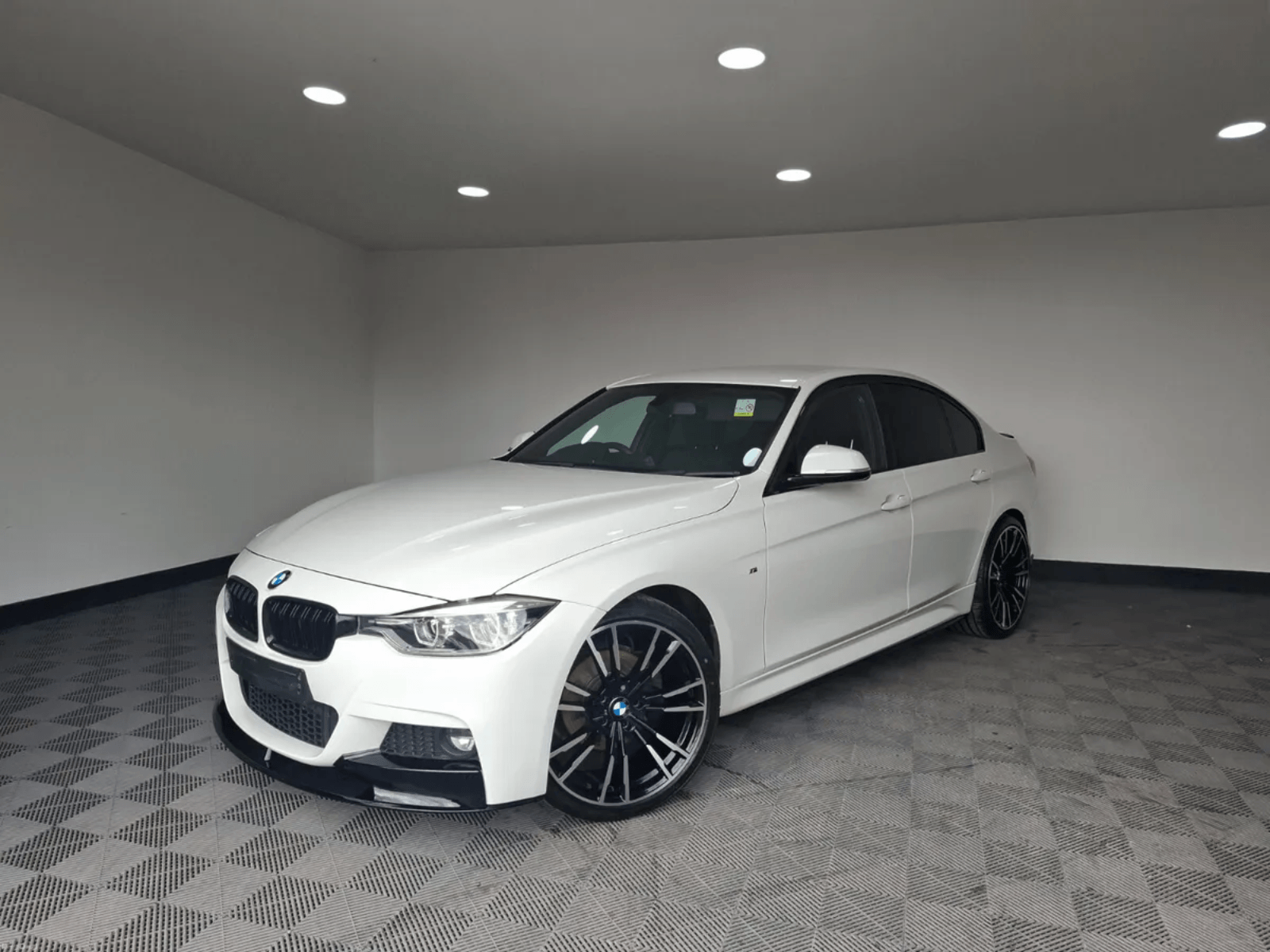 2016 BMW 320d M Sport Manual