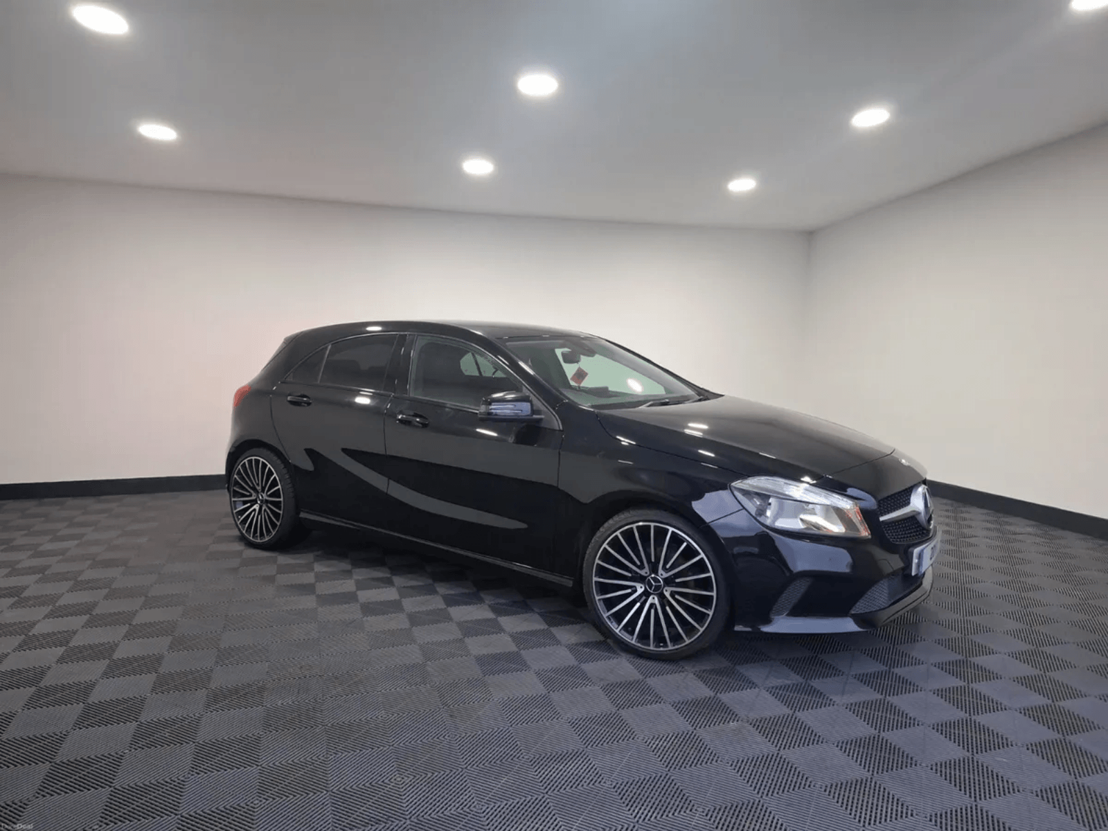 2017 Mercedes-Benz A180d