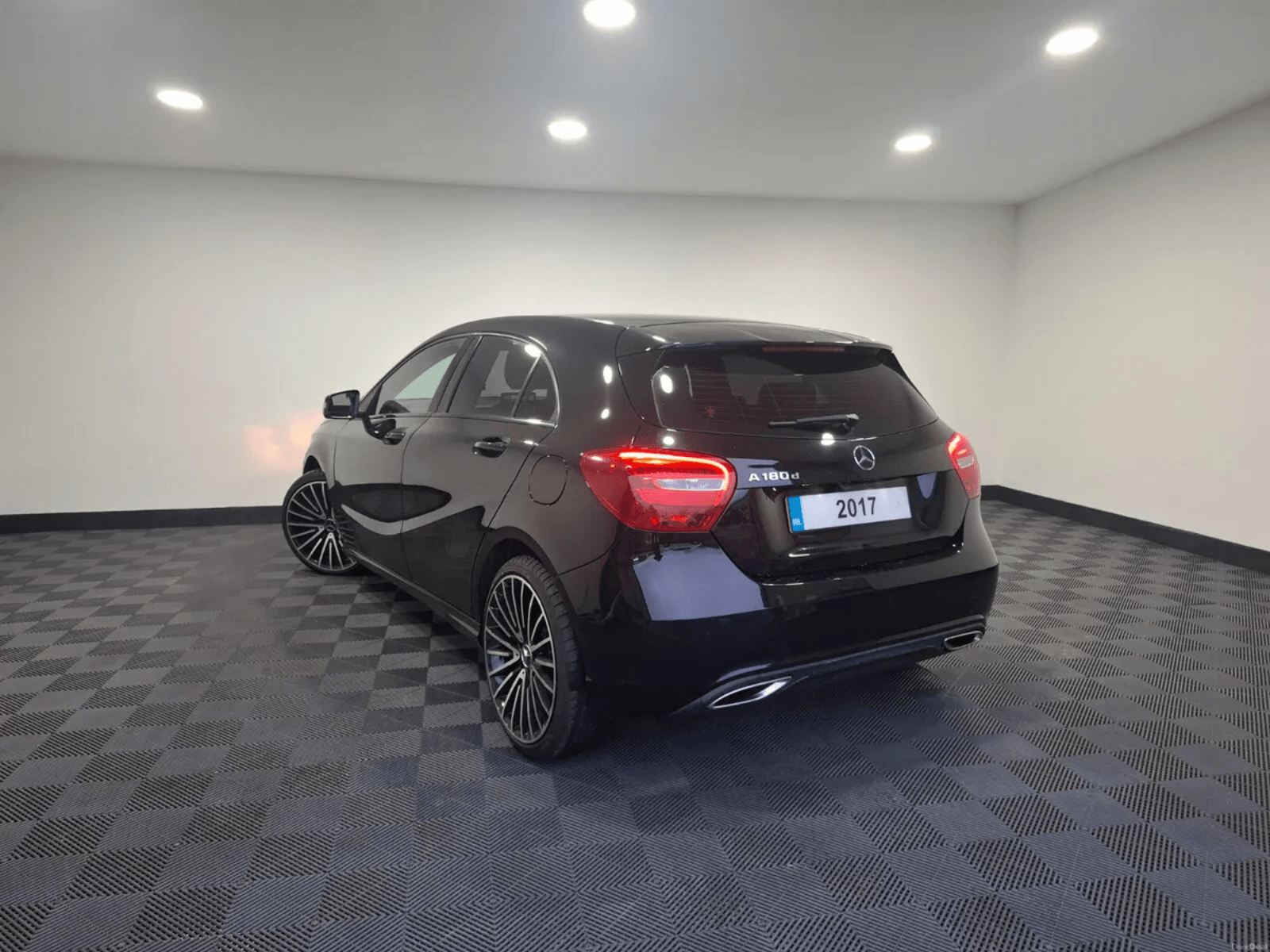 2017 Mercedes-Benz A180d
